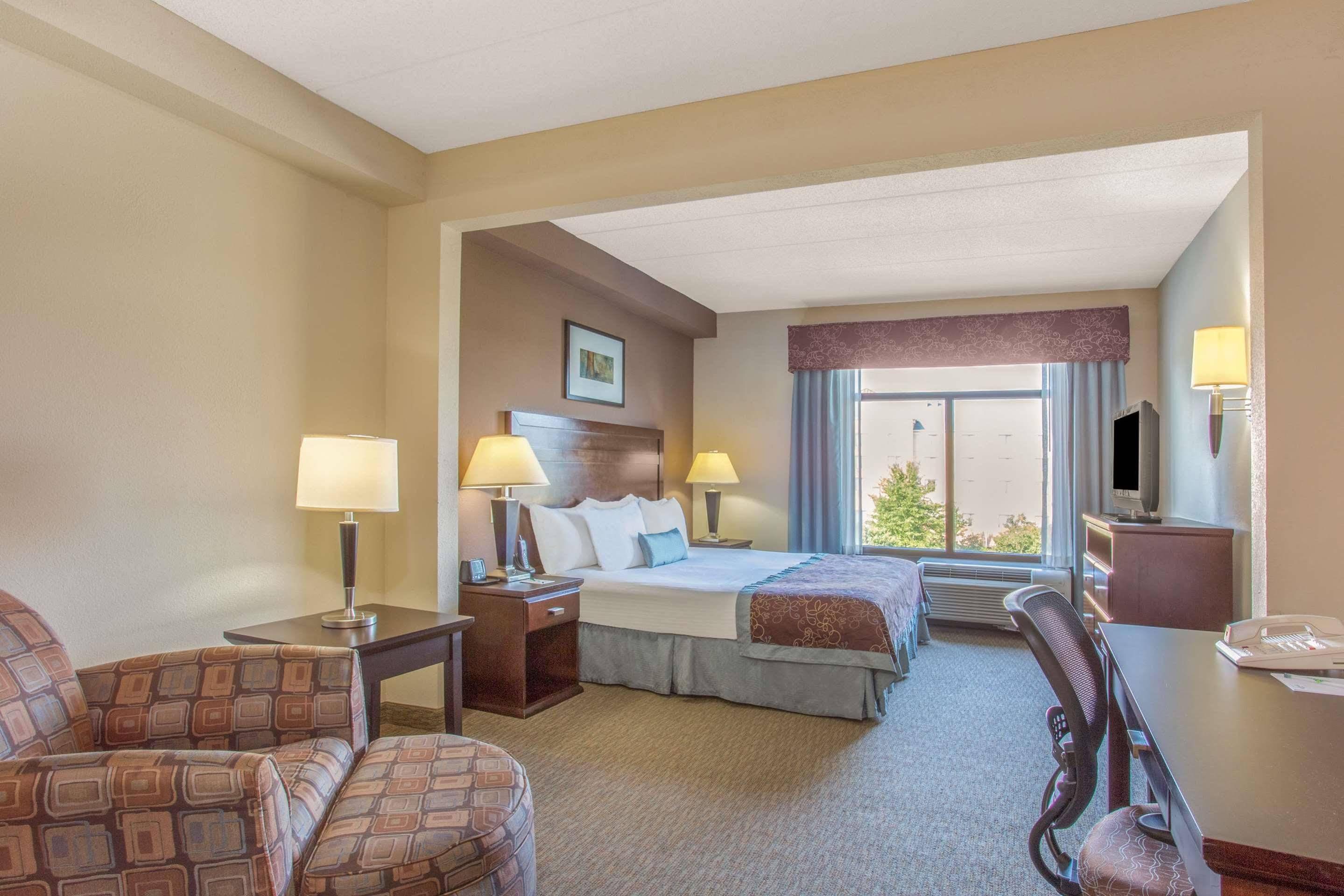 - Conference Center By Ihg Hotel Fredericksburg