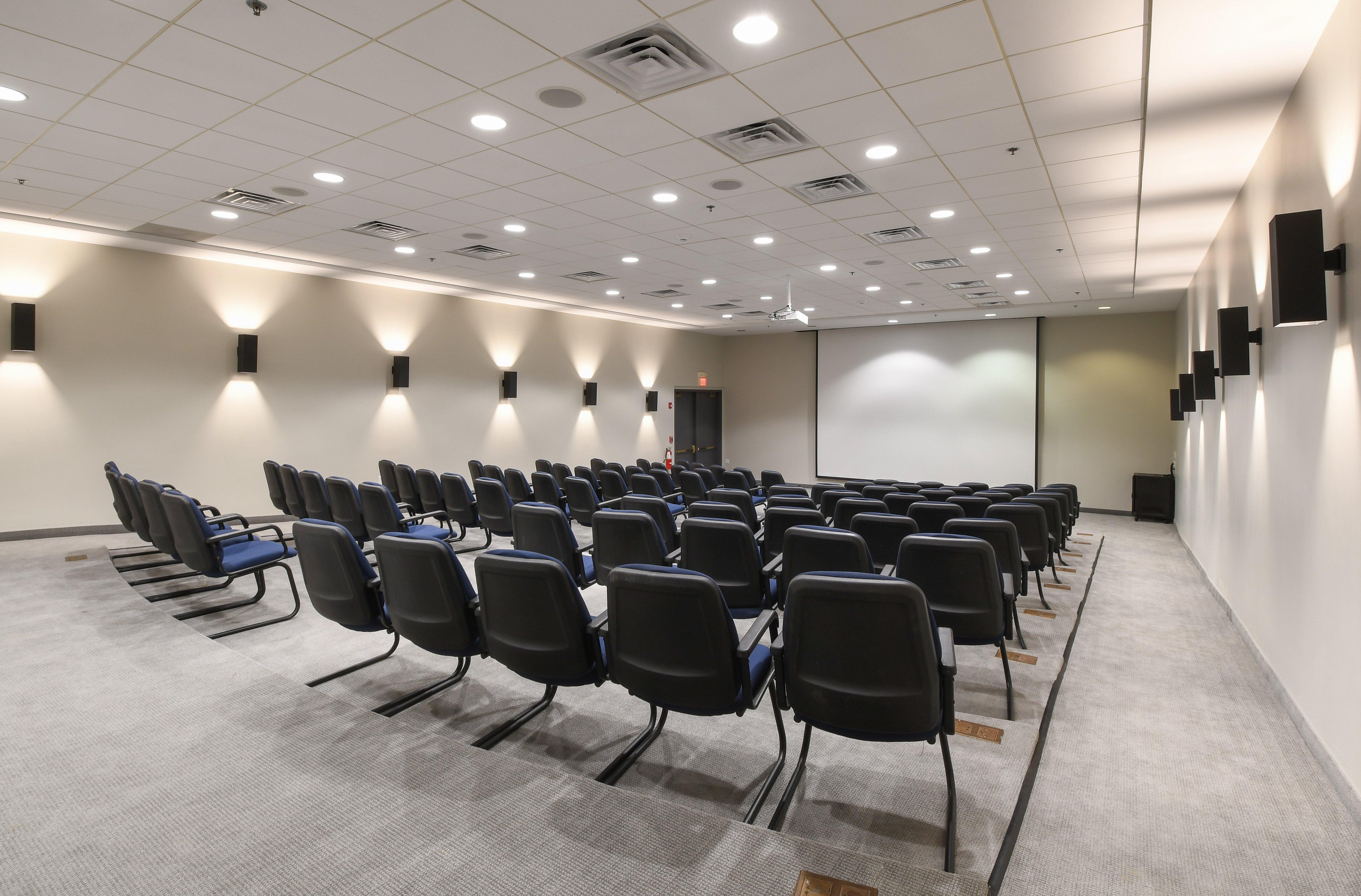 - Conference Center By Ihg 2* Fredericksburg