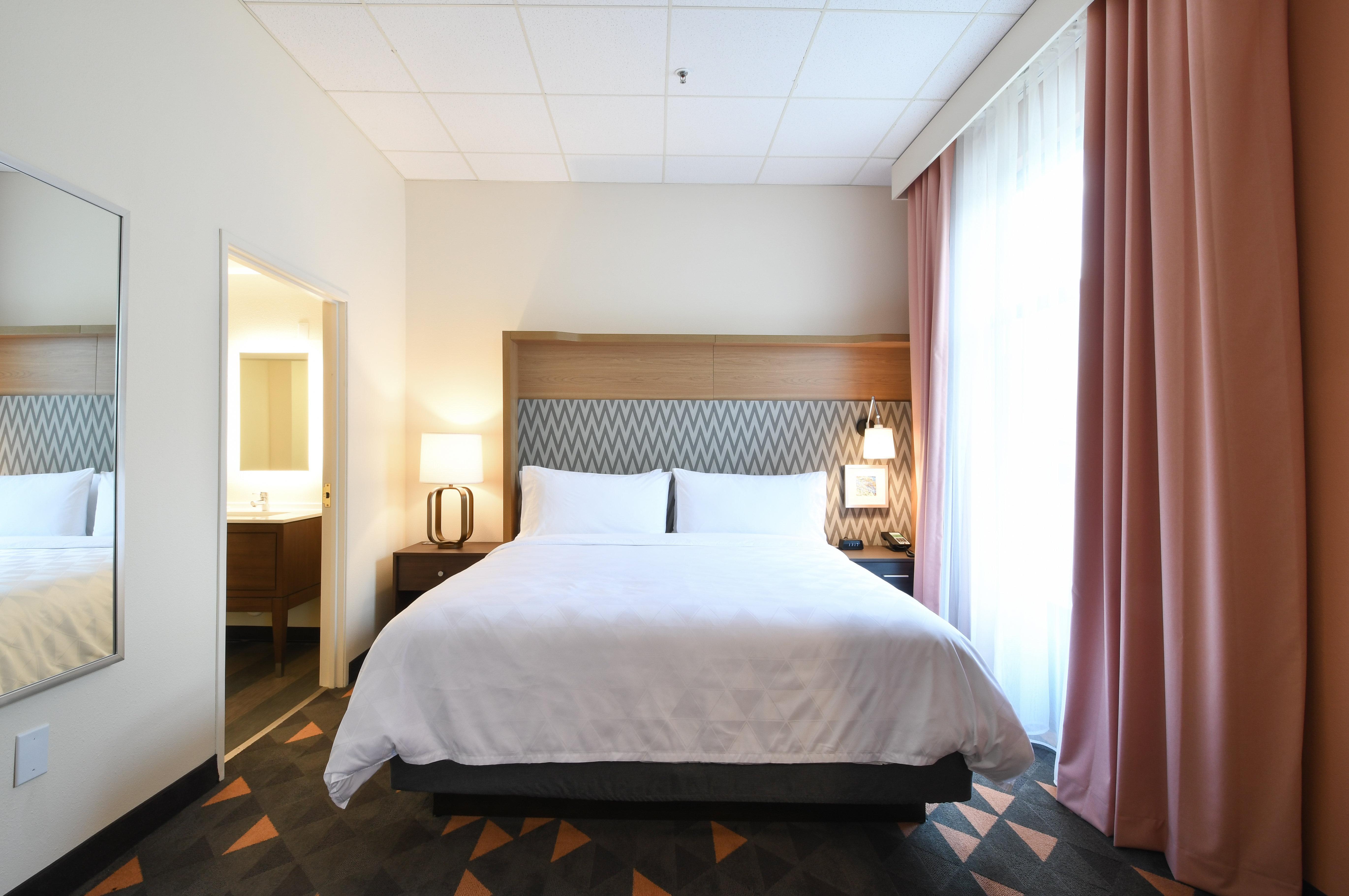 - Conference Center By Ihg Hotel 2*