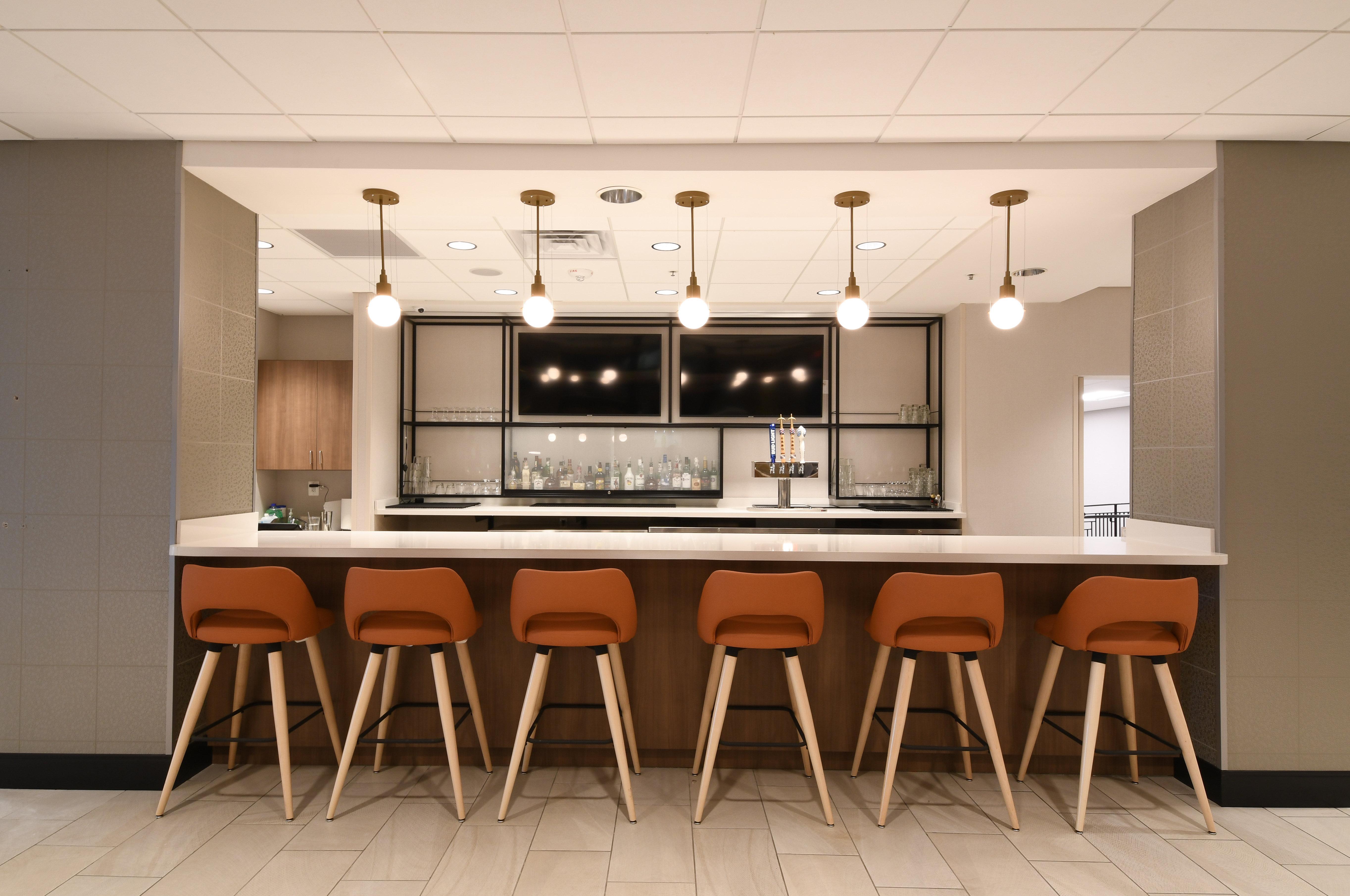 - Conference Center By Ihg 2* Fredericksburg