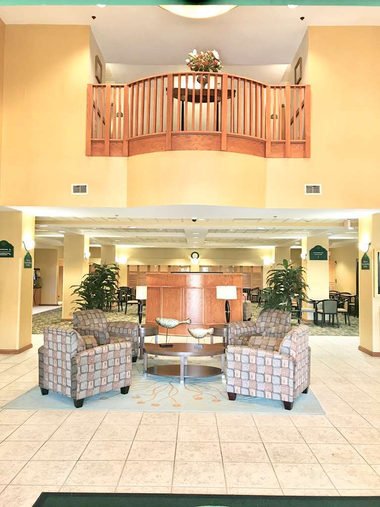 - Conference Center By Ihg Hotel 2*
